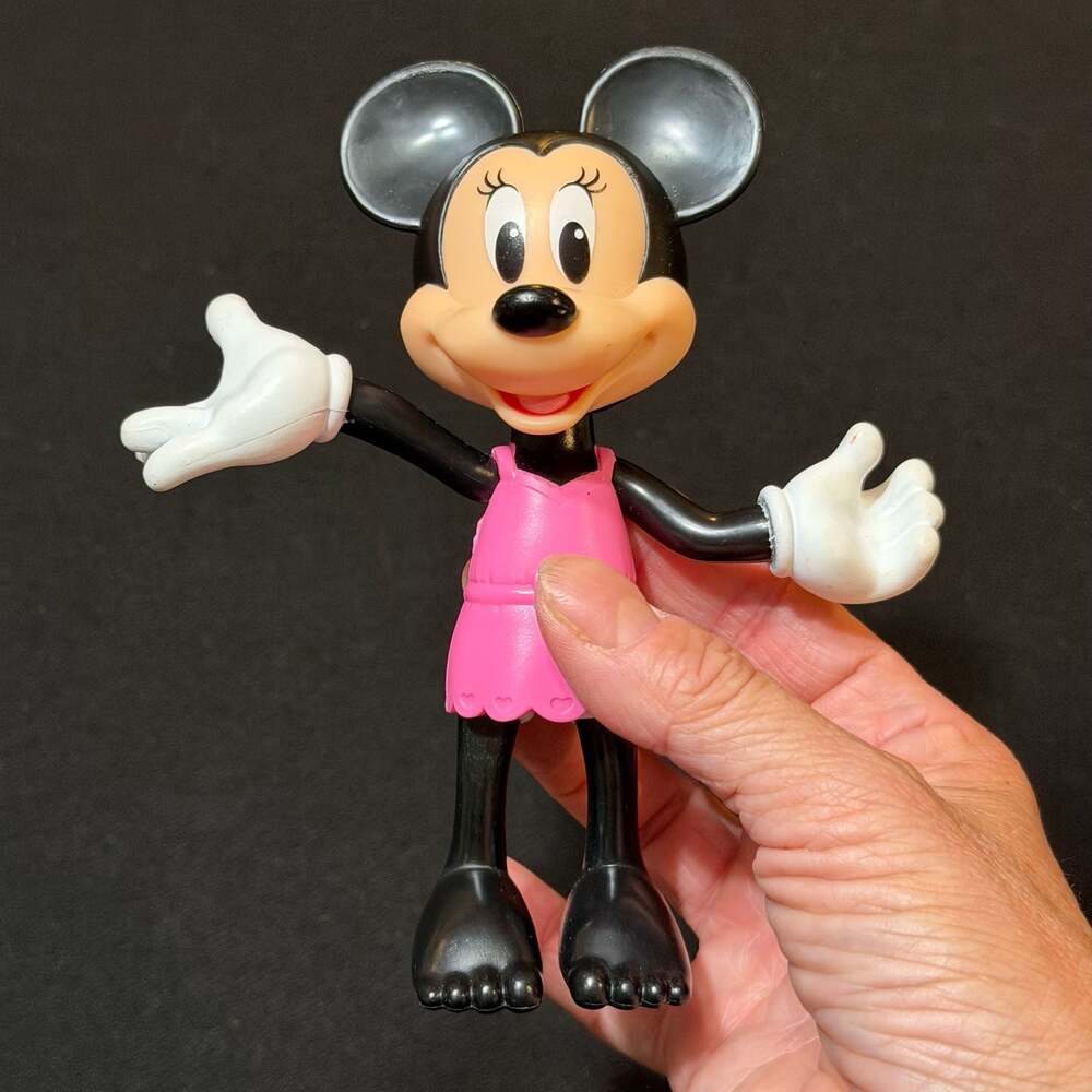Disney Minnie Mouse 5.5" Posable Action Figure in Pink Dress